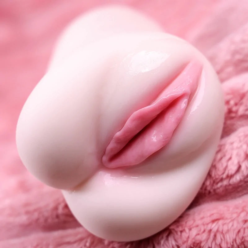 Ayla - 1.9 lbs Lifelike Labia Majora Pocket Pussy Masturbator - RealVagina