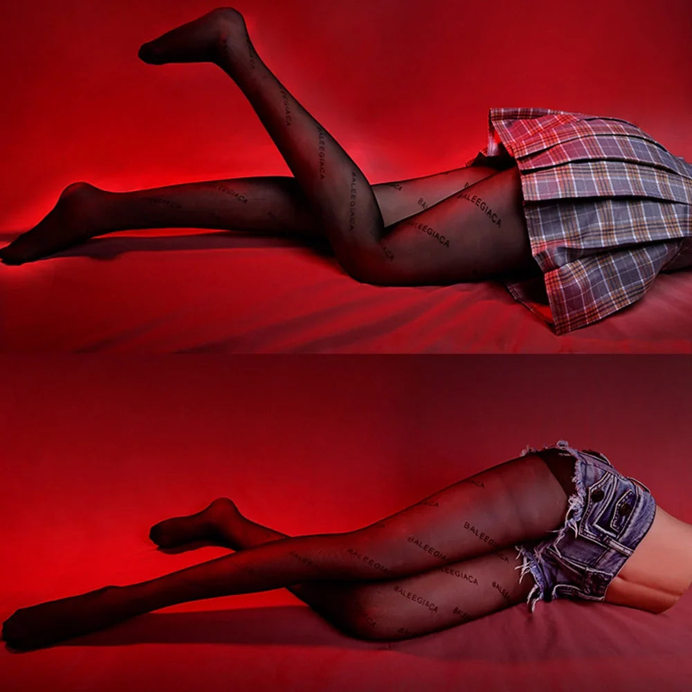 Elise - 45.2 lbs Ultra Realistic Lower Torso Sex Doll with Sexy Legs & Feet - RealVagina